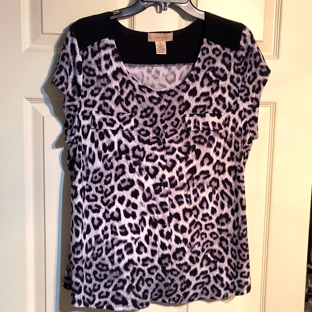 Snow leopard shirt